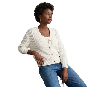 Pull tricoté personnalisé en gros pour femmes, à manches longues, doux, confortable, coupe ample, pull d'hiver personnalisé pour femmes - Product Image 1