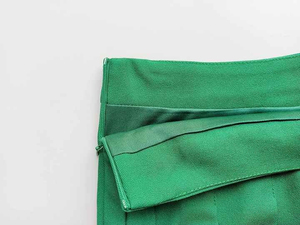 กระโปรงกอล์ฟจีบสีเขียวสำหรับผู้หญิง เอวยางยืด สีพื้น ผ้าทอระบายอากาศ กางเกงขาสั้นลำลองสไตล์สปอร์ต - Product Image 6