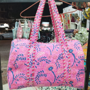 Bolsa de lona acolchada de algodón hecha a mano, bolsa de viaje para fin de semana, bolsa de gimnasio, calidad de exportación, bolsa de Jaipur, proveedor mayorista B2B, ecológica, OEM - Product Image 1
