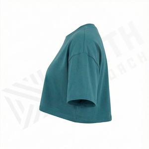 เสื้อครอปท็อปผู้หญิง ดีไซน์ล่าสุด ผ้าโพลีเอสเตอร์ผสมคอตตอน สวมใส่สบาย พรีเมียม รับสกรีนโลโก้ เสื้อครอปออกกำลังกาย แฟชั่นทันสมัย - Product Image 3