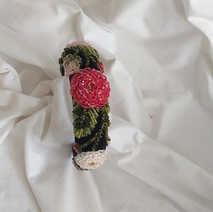 Élastiques à Cheveux Tendance Faits Main de Haute Qualité pour Femmes et Enfants – Mode Multicolore Brodés et Perlés - Product Image 4