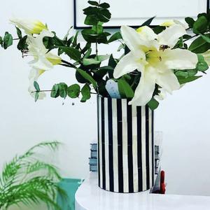 Macetero de Metal con Incrustaciones de Hueso, Hecho a Mano, Forma Redonda, Estilo Minimalista, para Decoración del Hogar, Producto de Lujo, Exportaciones al por Mayor - Product Image 6