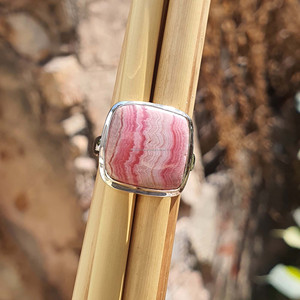 Bague fine en argent sterling 925 faite à la main bague de naissance en forme de coussin de rhodochrosite rose originale vérifiée bijoux en gros - Product Image 3