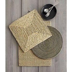 Posavasos Cuadrado Minimalista de Ratán Beige Natural, Diseño Tejido a Mano, Ecológico, para Tazas, Vasos, Estilo Boho Escandinavo, Decoración para Sala de Estar - Product Image 3