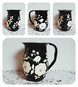 เหยือกโลหะลายพิมพ์นกและดอกไม้สีขาวดำ ดีไซน์หรูหรา เหมาะสำหรับใช้ในบ้าน รับรองแขก และตกแต่งโต๊ะอาหาร จากอินเดีย - Product Image 5