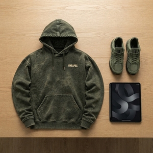 Sweat-shirt à capuche personnalisé vert olive délavé avec logo brodé pour homme, style streetwear - Product Image 5