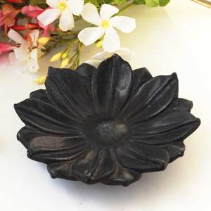 Bol en marbre Urli antique de style moderne avec une couleur noire luxueuse pour la décoration de la salle à manger pendant le Ramadan et Diwali - Product Image 1