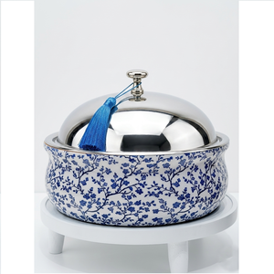 Plat de service isotherme double en acier inoxydable avec motif toile de Jouy bleu, design émaillé, antiadhésif et durable, pour maintenir les aliments au chaud - Product Image 4