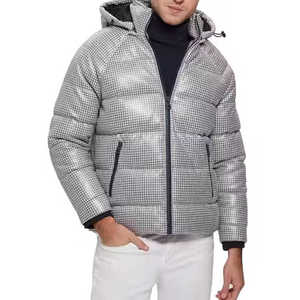 Veste matelassée isolante tendance pour hommes et femmes, vêtement d'extérieur respirant pour l'hiver, idéale pour les aventures par temps froid - Product Image 1