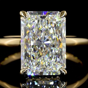 Bague de fiançailles de luxe en or jaune 14 carats massif avec diamant de laboratoire radiant certifié IGI de 5 carats, bague solitaire pour anniversaire, alliance de mariage - Product Image 3