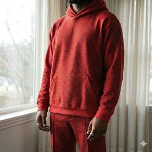 Ensemble de survêtement streetwear pour homme, personnalisé, en coton épais, avec sweat à capuche en molleton rouge à strass et cristaux, vente en gros - Product Image 6