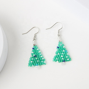 Pendientes de Perlas con Diseño de Árbol de Navidad, Modernos, para Mujeres y Niñas, Regalo para Bodas y Temporada Festiva - Product Image 3