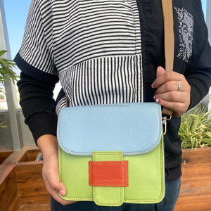 Bolso cruzado diario de cuero reciclado para mujer, bolso de hombro con solapa de cuero colorido de diseñador de lujo de alta calidad - Product Image 2