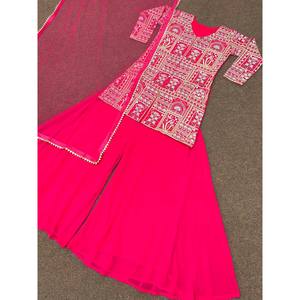 Traje Salwar Kameez con Bordado y Trabajo de Hilo de Lujo para Fiestas y Eventos - Product Image 2