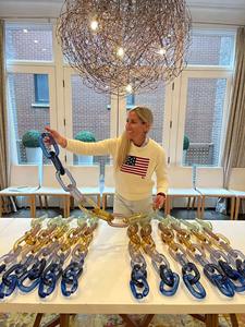 Cadena Decorativa de Resina para Pared, Hecha a Mano, Estilo Moderno y Contemporáneo para Hogar o Cafetería - Product Image 3