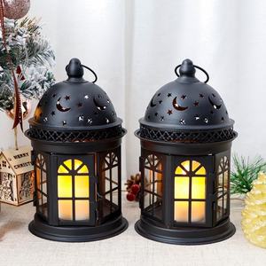 Portavelas de Aluminio Fundido Hecho a Mano de Inspiración Vintage para un Ambiente Acogedor, Uso en Interiores/Exteriores, Decoración Navideña, Estilo Indio - Product Image 3