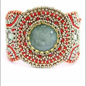 Bracelet en résine époxy fait main par le fabricant, finition polie, excellente qualité, bracelet à breloques en résine époxy, best-seller, prix de gros - Product Image 4