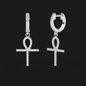 Pendientes de aro con cruz ankh de moissanita, con un elegante acabado pulido que agrega un toque simbólico audaz al estilo de joyería hip hop. - Product Image 2