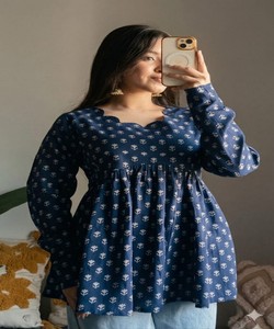 <b>Navy</b> blue floral printed cotton <b>top</b> <b>Women</b> casual ethnic wear Loose fit all seasons <b>top</b> India Pakistan style salwar 86227 SI:-405 - Product Image 2