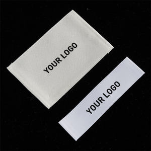 Étiquette de vêtement en polyester tissé écologique, forme rectangulaire, bord coupé à chaud, impression numérique, lavable, logo personnalisable sur un côté - Product Image 1