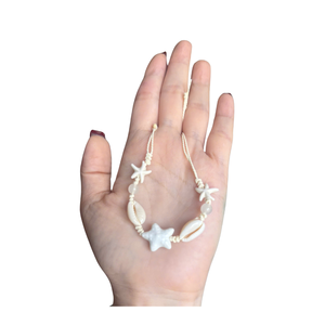 กำไลข้อมือเปลือกหอยเวียดนามทำมือ ลูกปัดเปลือกหอยธรรมชาติ สำหรับเครื่องประดับแฟชั่น ของที่ระลึกสำหรับการเดินทางไปเที่ยวทะเล ชุดฤดูร้อน ของขวัญ และขายปลีก - Product Image 1