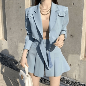 Conjunto de Blazer Corto con Lazo Delantero, Color Verde Menta, Conjunto de Blazer y Falda Corta - Product Image 1