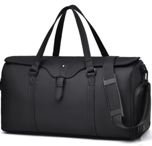 Sacs de sport unisexes de haute qualité personnalisables avec logo et design sur mesure, avec espace et tissu personnalisés, ensemble en cuir - Product Image 3