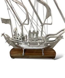 Modelo de Barco Moderno de Plata Premium, Base de Latón, Decoración Náutica Marítima, Barco de Vela Coleccionable, Jarrón de Mesa para Hogar/Oficina - Product Image 3