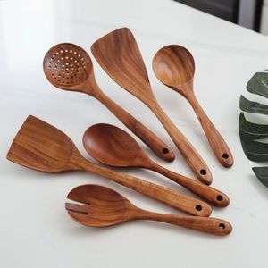 ช้อนครัวไม้ทำมือแบบดั้งเดิม ทนทานและใช้งานสะดวกในครัวประจำวัน - Product Image 3