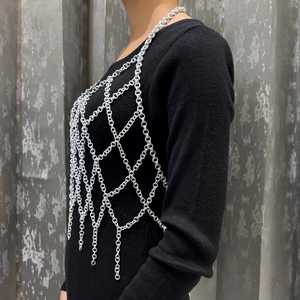 เสื้อคลุมตัวแบบโซ่โลหะอะลูมิเนียม – ชุดสำหรับงานเทศกาล, ชุดสำหรับงานเรฟ, เครื่องประดับโดดเด่น - Product Image 4