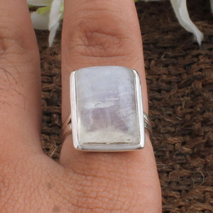 แหวนเงินแท้ 925 ประดับพลอยเทอร์ควอยซ์ทรงสี่เหลี่ยมธรรมชาติ ดีไซน์ขอบเงิน สำหรับผู้หญิง เครื่องประดับคุณภาพสูง คลาสสิก - Product Image 3