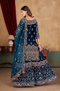 Ensemble de robe Farsi en velours turquoise brodé avec dupatta pour femme, sans plis, protection solaire, tenue de mariage - Product Image 4