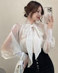 Blusa Elegante de Satén para Mujer con Lazo, Manga Abullonada, Corte Holgado, Color Sólido, Manga Larga para Uso Diario - Product Image 2