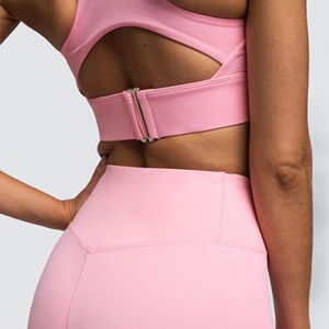 ชุดออกกำลังกายผู้หญิงคุณภาพสูง เสื้อชั้นในกีฬาแบบเว้าหลัง กางเกงโยคะเอวสูงเนื้อนุ่ม ชุดฟิตเนส บราออกกำลังกาย กางเกงเลกกิ้ง - Product Image 6