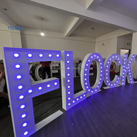 Lettres et chiffres lumineux LED RGB en PVC de l'usine Hongsen, 3 pieds, 4 pieds, 5 pieds, pour usage extérieur/intérieur