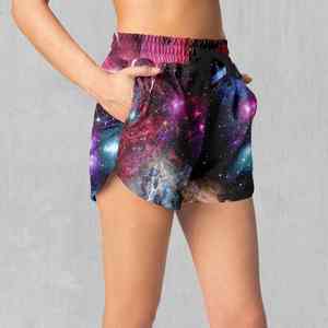 Shorts décontractés pour femmes de qualité supérieure, sublimation douce, séchage rapide, légers, prêts pour les voyages, design minimaliste uni - Product Image 3