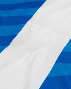 Camiseta de Fútbol Sublimada a Rayas Azules y Blancas para Hombre, Cuello Redondo, Manga Corta, Absorbe la Humedad, Corte Regular, Ropa Deportiva para Adultos, 180 g - Product Image 3