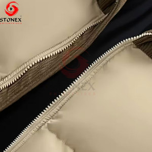 Chaqueta acolchada con cuello alto para hombre, ligera, cálida, aislante, informal, con cremallera, para invierno, para actividades al aire libre. - Product Image 4