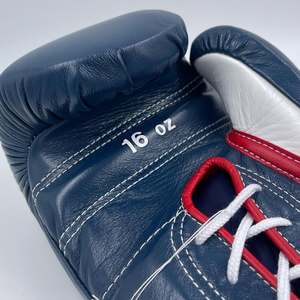 Gants de boxe Winning de haute qualité, professionnels, en cuir de vachette véritable, à lacets, pour le kickboxing et le sparring. - Product Image 2
