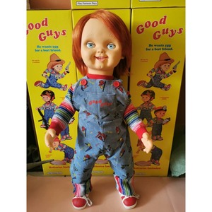 Poupée de personnage d'horreur classique aux cheveux roux, vêtements colorés et design de jouet de collection pour les fans - Product Image 6