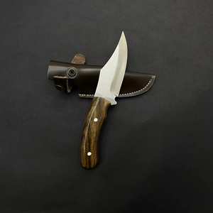 Cuchillo de caza y camping con mango de madera de nogal, hoja fija de acero inoxidable, borde parcialmente dentado, ligero. - Product Image 1