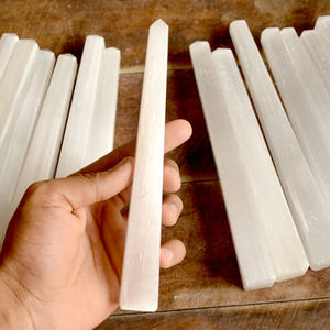 Obélisque en sélénite blanche naturelle, tour, baguette, crayon, pointes de cristal de quartz pour la guérison et la décoration intérieure, idéal comme cadeau, en provenance d'Inde. - Product Image 5