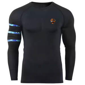 Camiseta de compresión Rash Guard para hombre, de secado rápido y tela elástica, para entrenamiento de MMA y gimnasio. - Product Image 1