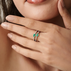 Nouveautés : Bague double bande tendance en émeraude taille poire et diamant, faite à la main en or blanc massif 14 carats – Fabricant de bijoux en gros - Product Image 2