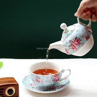 Nouveau style européen personnalisé thé en porcelaine pour une théière et tasse en céramique coffret cadeau théière et tasse de luxe moderne