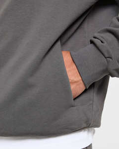 Ensemble de survêtement homme haut de gamme en coton épais, comprenant un sweat à capuche zippé oversize et un pantalon de jogging, idéal pour le sport et les loisirs. - Product Image 4