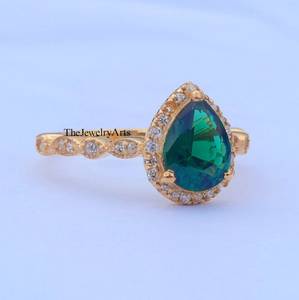 Anillo de Esmeralda con Corte de Pera, en Plata de Ley Chapada en Oro de 14K, Hecho a Mano, con Gema Verde, para Mujer, Regalo del Mes de Mayo para Ella - Product Image 4