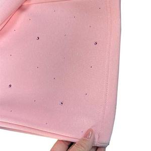 Ensemble de survêtement 2-en-1 surdimensionné en coton imprimé et brodé pour l'automne, avec sweat à capuche et pantalon de jogging, grande taille, vente en gros, sweat à capuche orné de strass (OEM/ODM) - Product Image 3