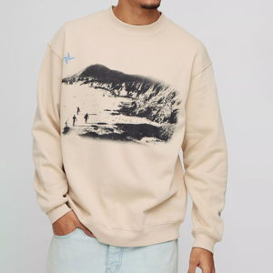 Vêtements avec motifs détaillés, tissu doux, coupe confortable, sweat-shirt imprimé graphique pour homme de qualité supérieure, coton molletonné de haute qualité - Product Image 1