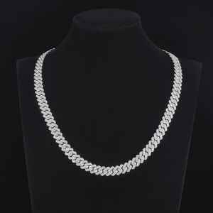 Cadena de eslabones cubanos Miami de 14 mm con moissanita de corte redondo y circonitas, joyería hip hop de plata 925, ideal para rapero, fiesta y amigos. - Product Image 2